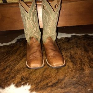 Men’s Justin’s Cowboy Boots